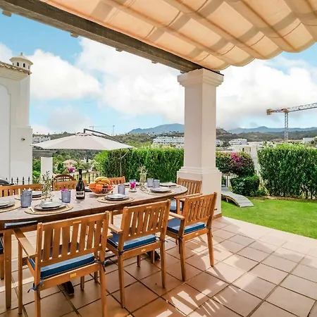 Villa Villa Con Piscina Climatizada Y Vistas Al Golf